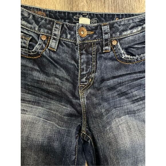 Silver Suki Flare Women’s Jeans 28 Waist - Picture 2 of 6